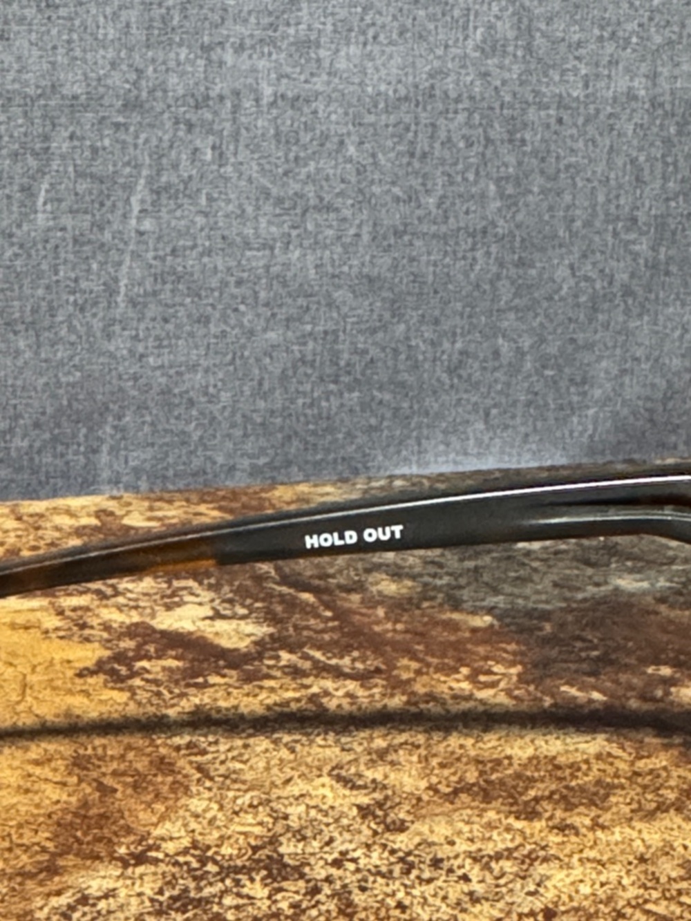 Used Oakley HOLDOUT frames only - Picture 8 of 8
